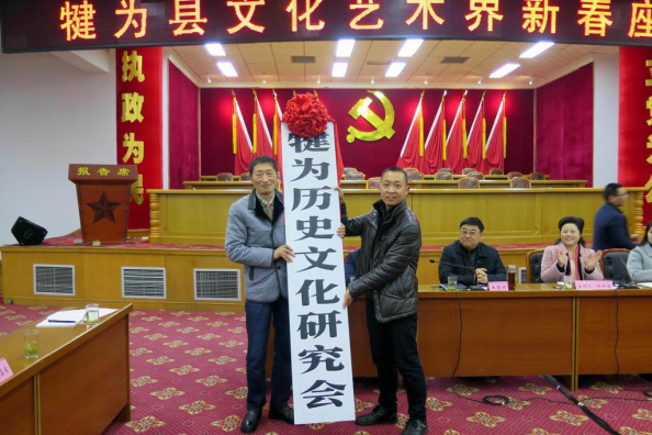 1545751943805474.png 2.png