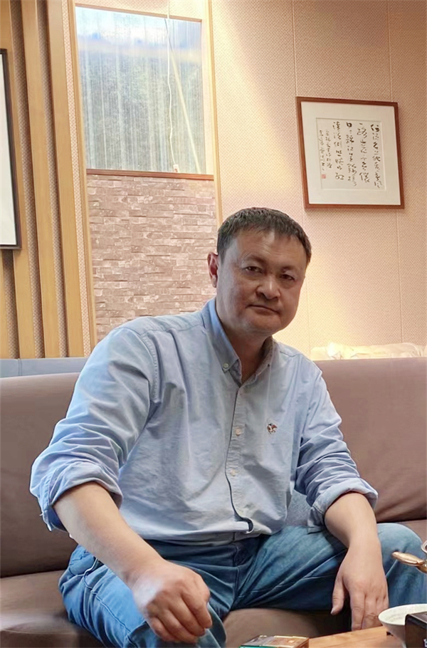省作协副主席伍立杨.jpg