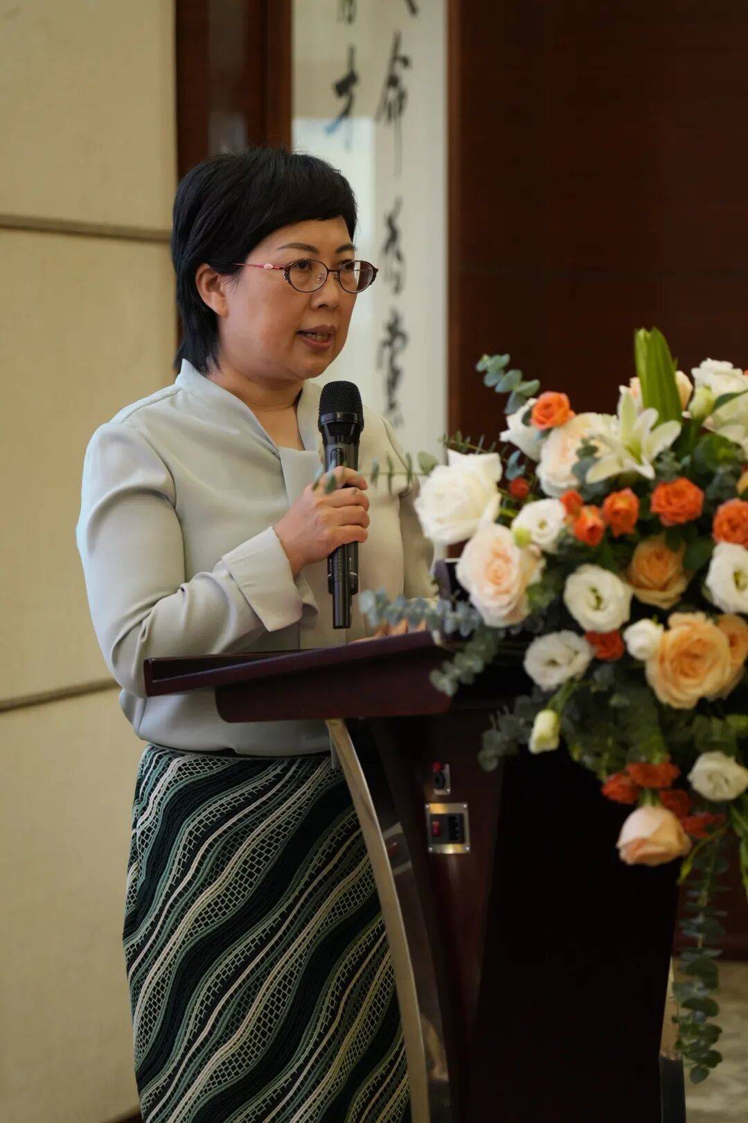 https://www.sczjw.net.cn:443/cms-web/ueditor/download?id=1075938976440565760