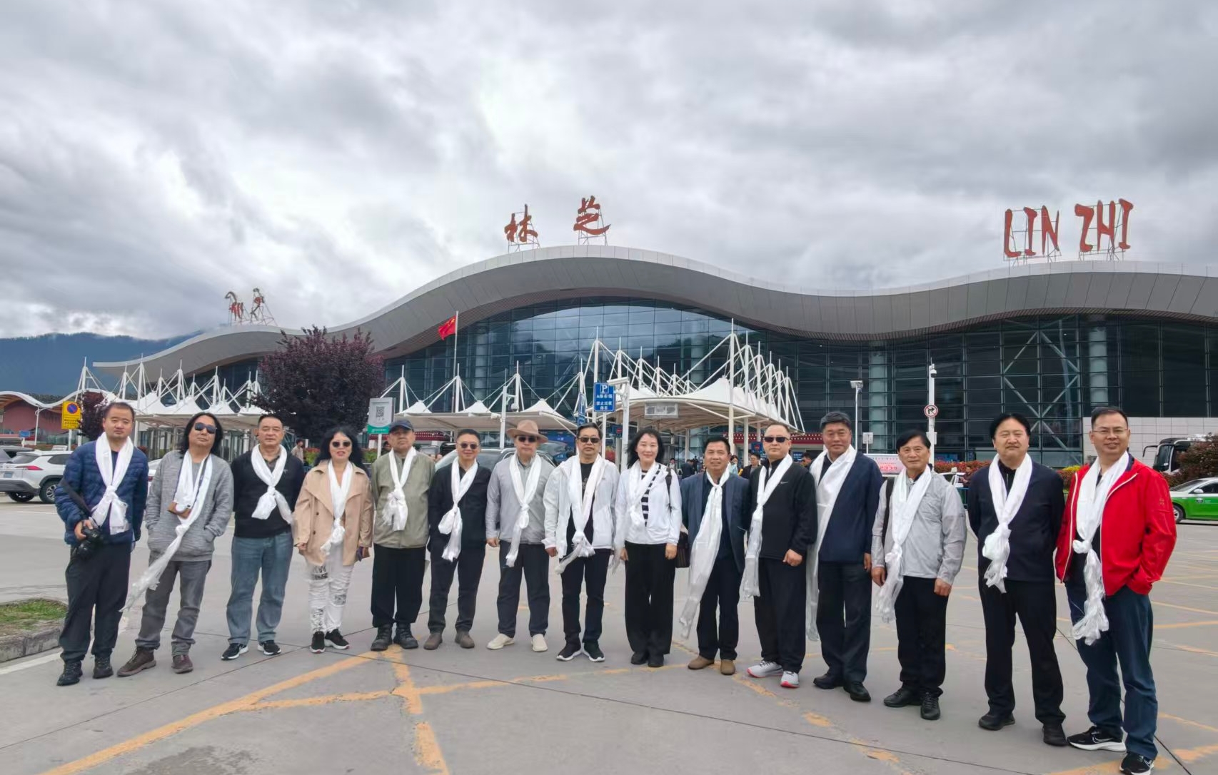 https://www.sczjw.net.cn:443/cms-web/ueditor/download?id=1076253788148121600