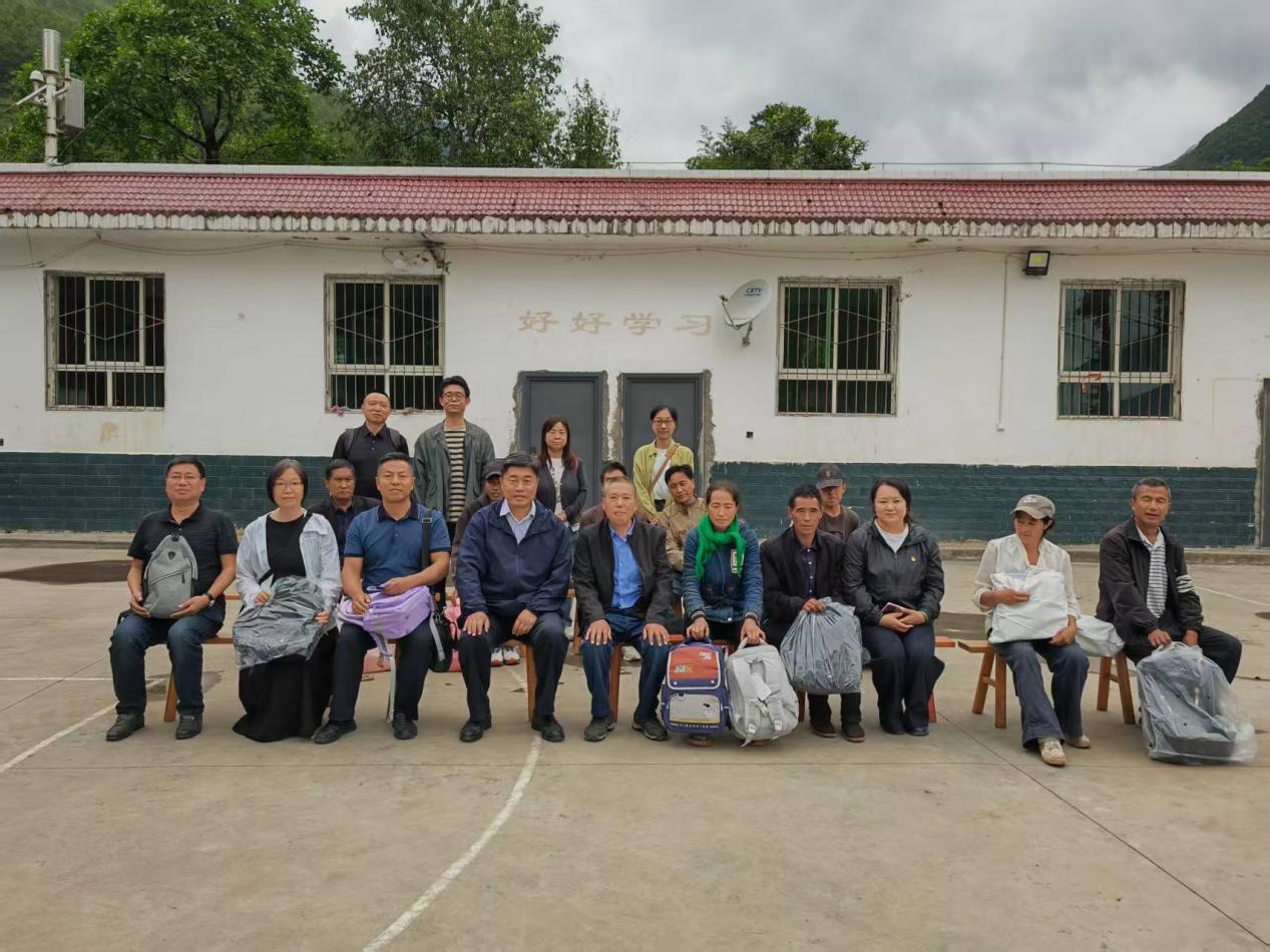 https://www.sczjw.net.cn:443/cms-web/ueditor/download?id=1078491345011392512