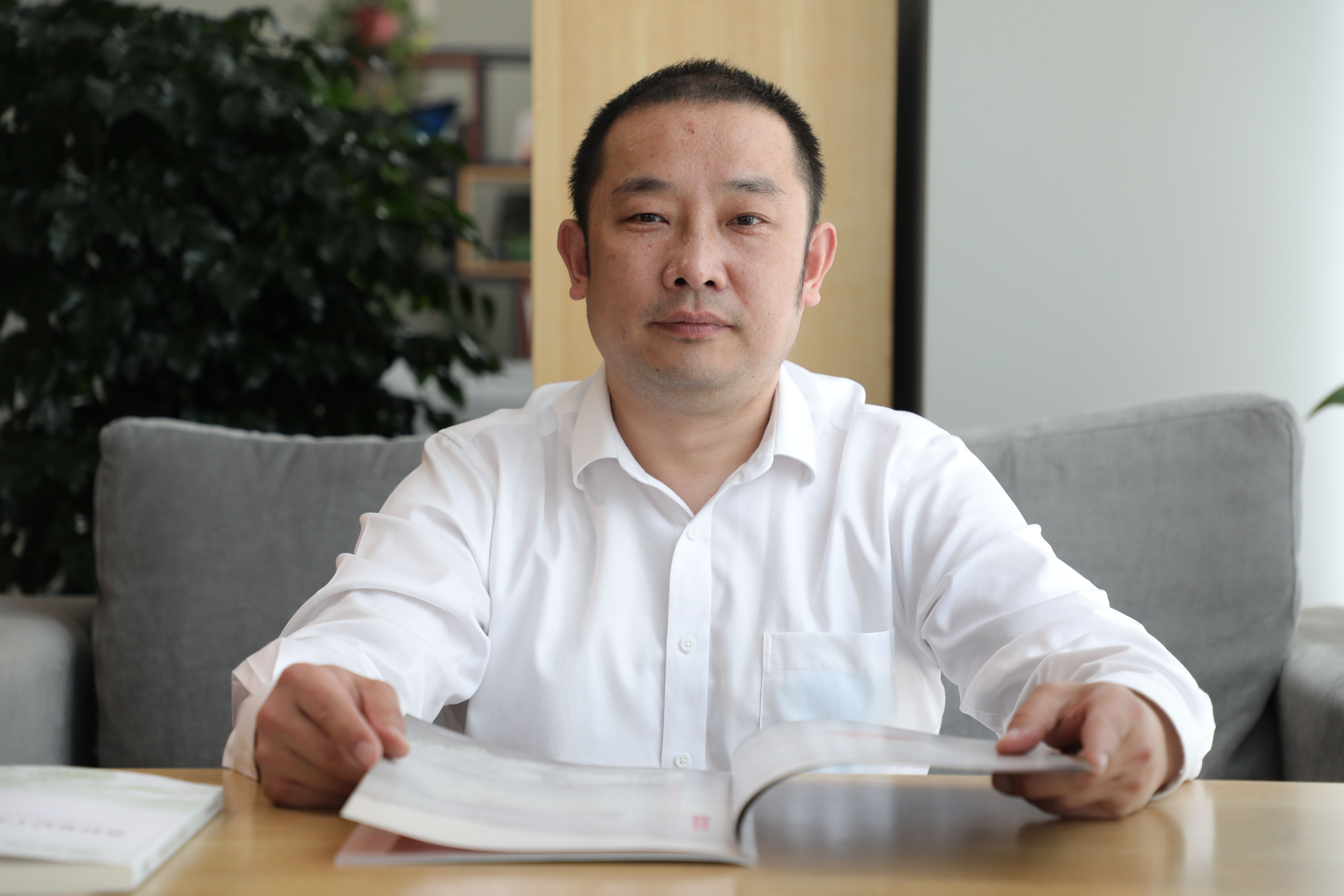 https://www.sczjw.net.cn:443/cms-web/ueditor/download?id=1081081025548566528