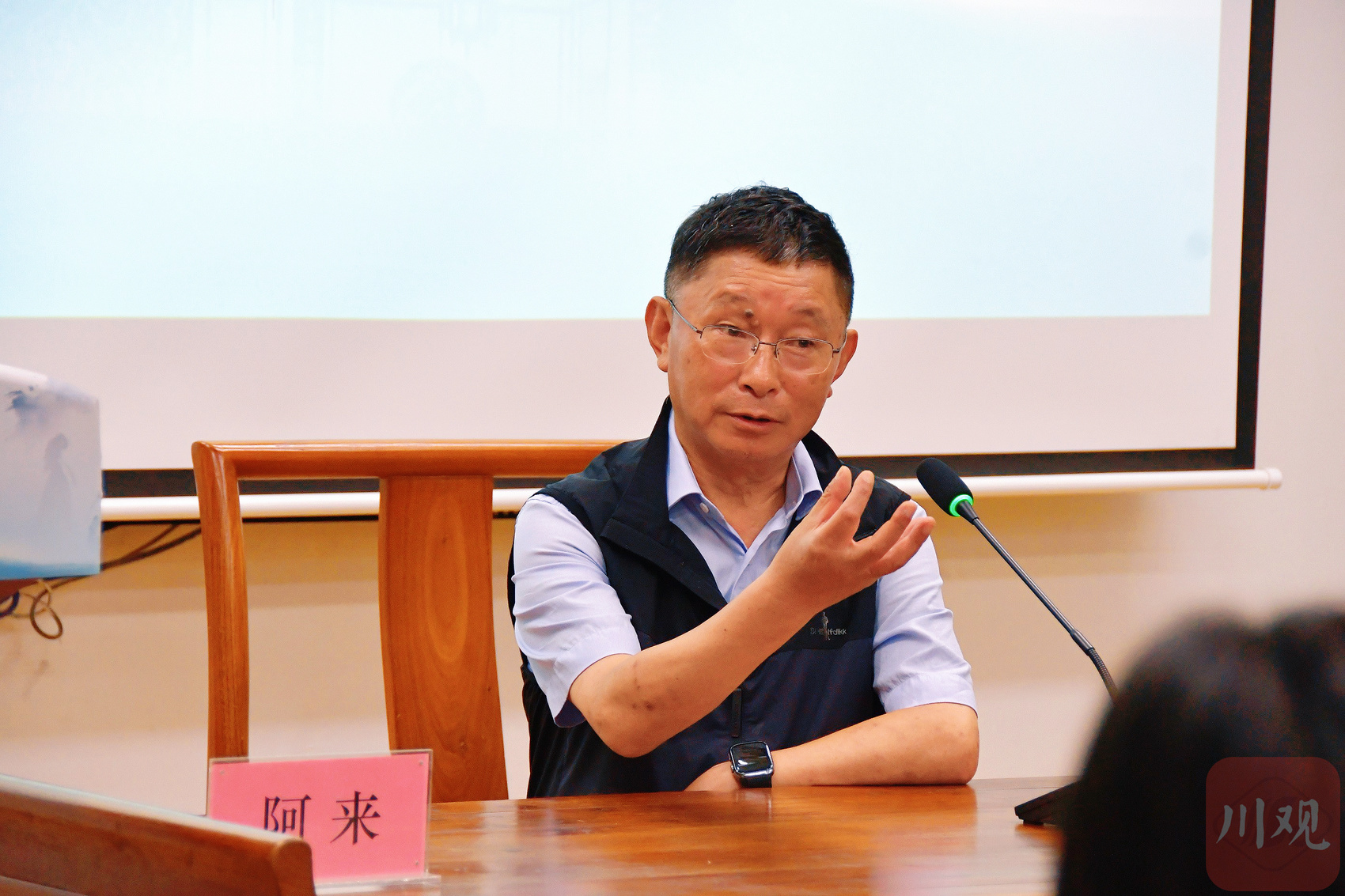 https://www.sczjw.net.cn:443/cms-web/ueditor/download?id=1081356359544127488