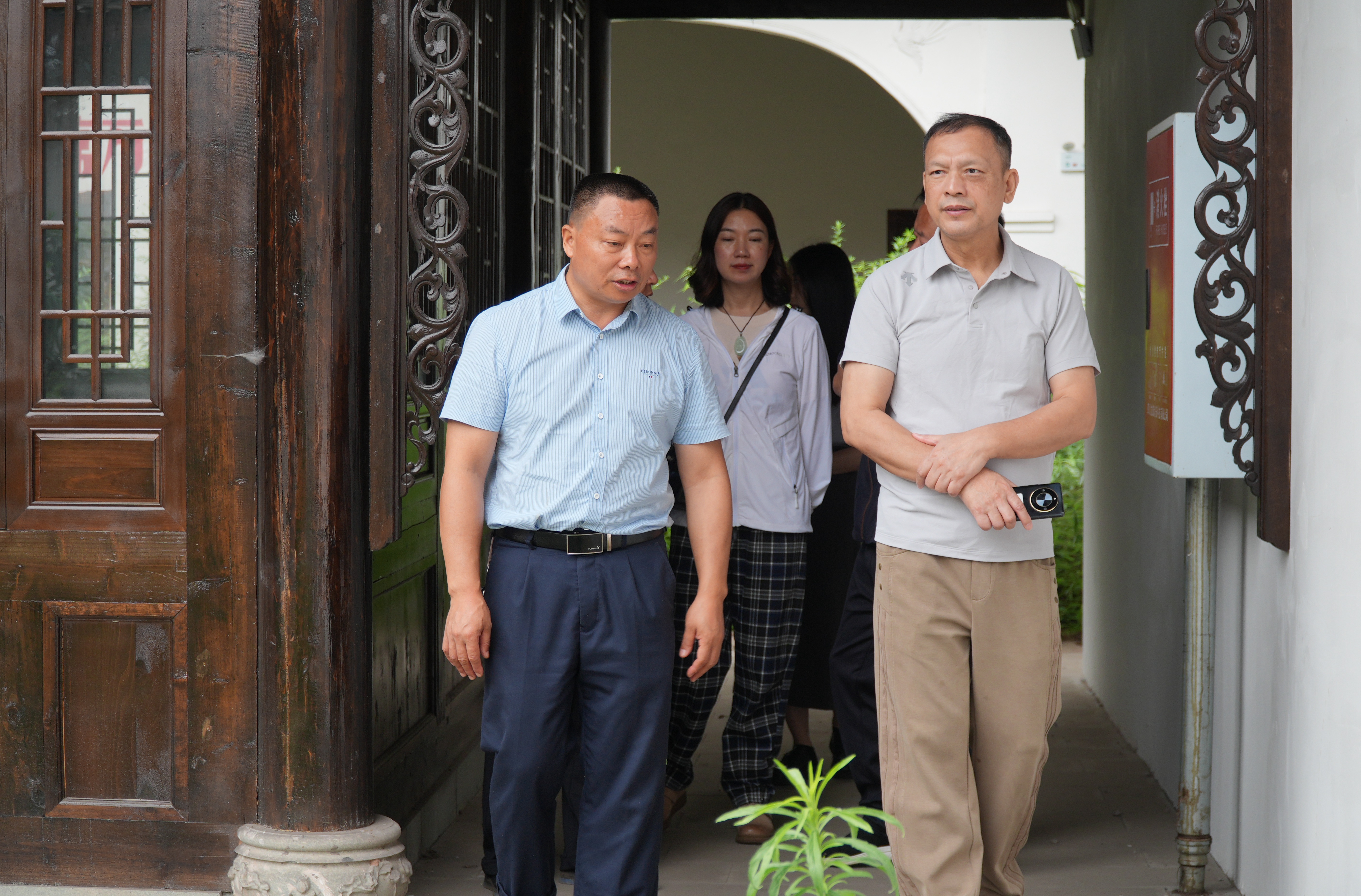 https://www.sczjw.net.cn:443/cms-web/ueditor/download?id=1082552594221285376