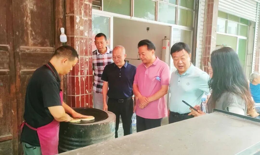 https://www.sczjw.net.cn:443/cms-web/ueditor/download?id=1086082486401548288