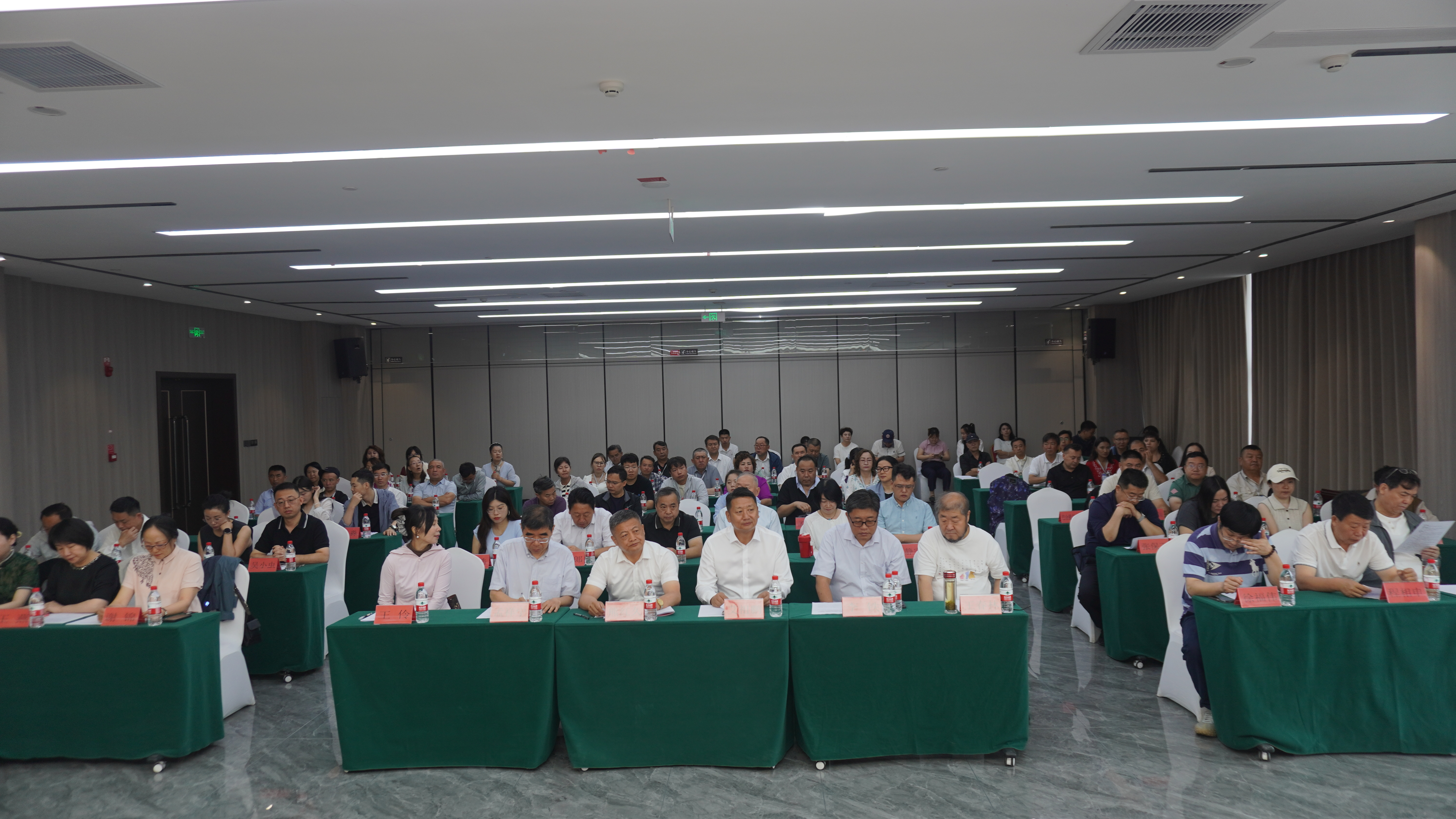 https://www.sczjw.net.cn:443/cms-web/ueditor/download?id=1086092437425537024