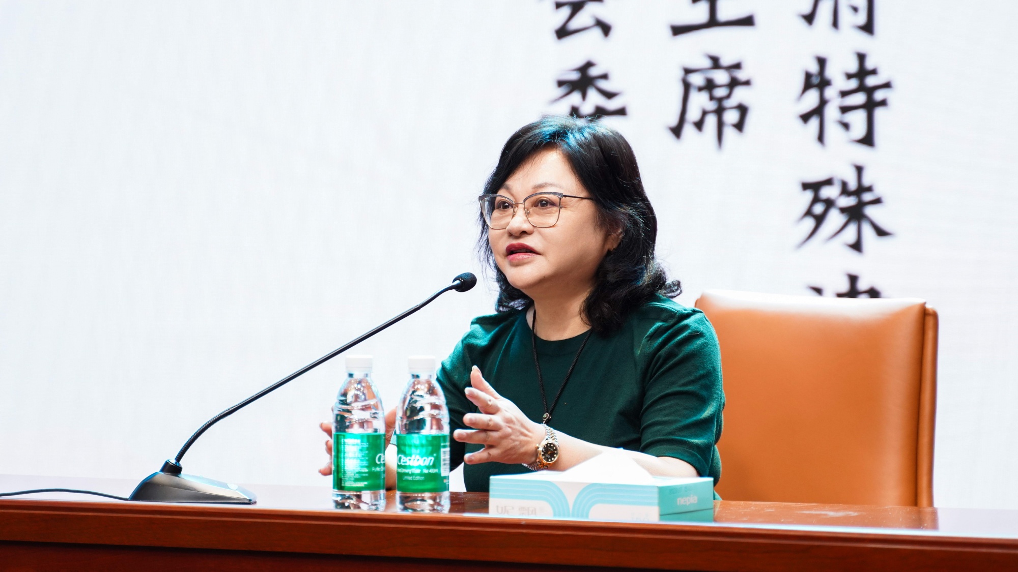 https://www.sczjw.net.cn:443/cms-web/ueditor/download?id=1086984781972684800