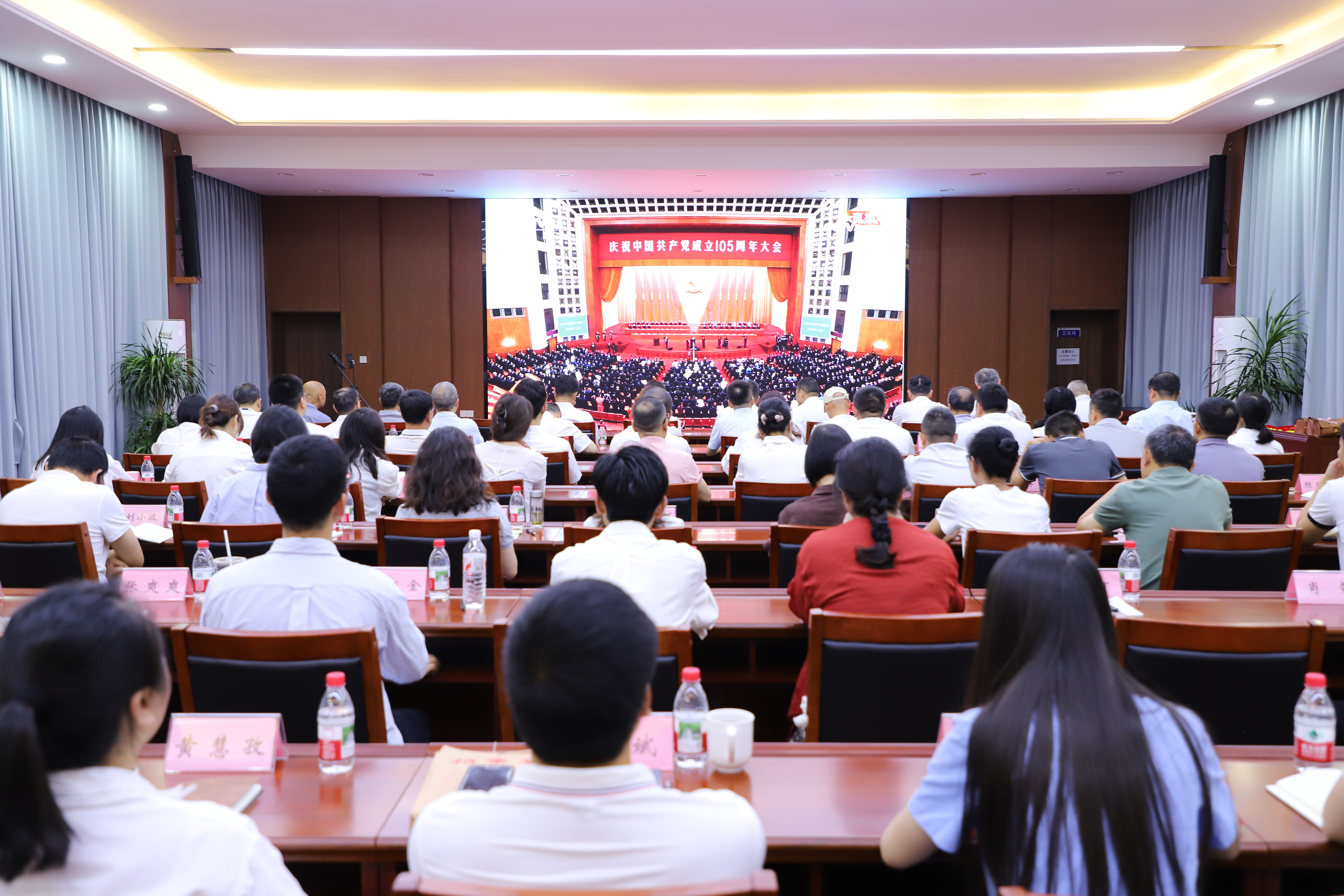 https://www.sczjw.net.cn:443/cms-web/ueditor/download?id=1089410773177647104