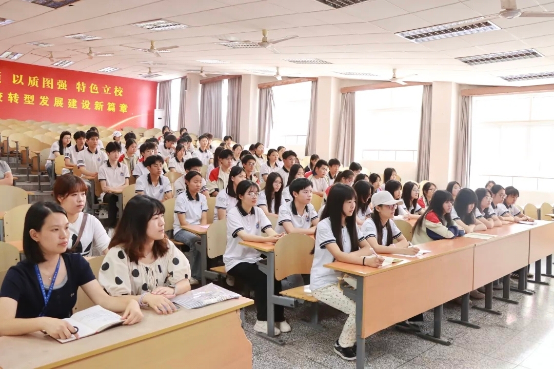 https://www.sczjw.net.cn:443/cms-web/ueditor/download?id=1089704553197912064