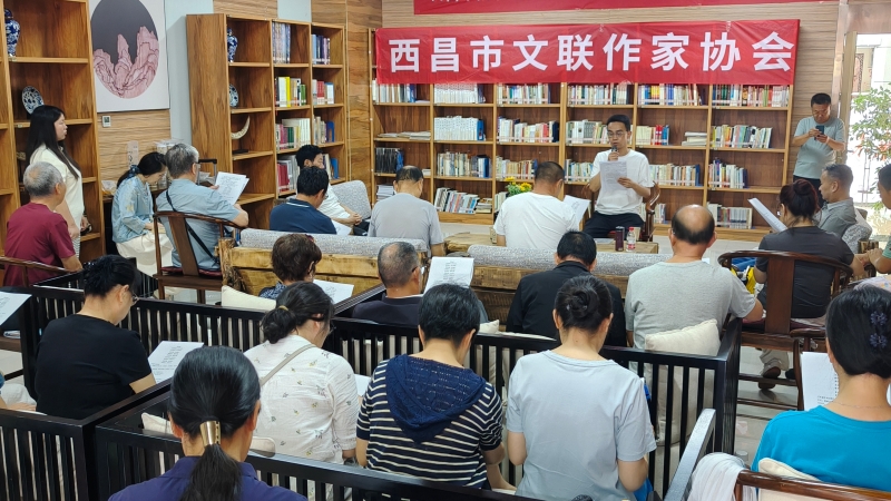 https://www.sczjw.net.cn:443/cms-web/ueditor/download?id=1096582159933161472