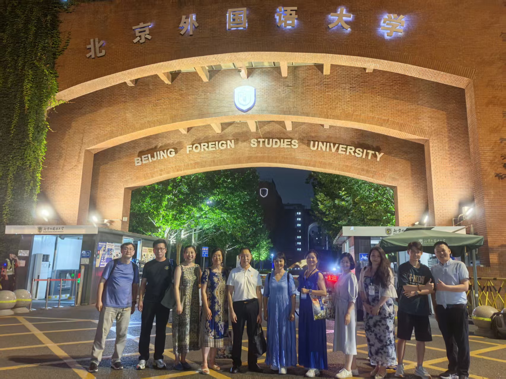 https://www.sczjw.net.cn:443/cms-web/ueditor/download?id=1098828068435836928