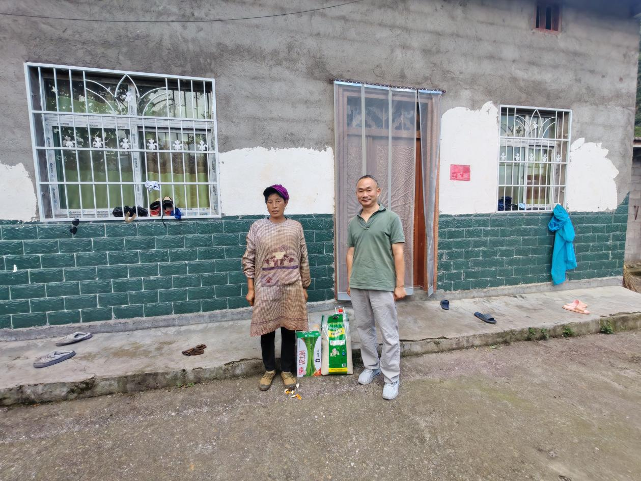 https://www.sczjw.net.cn:443/cms-web/ueditor/download?id=1099220999571292160