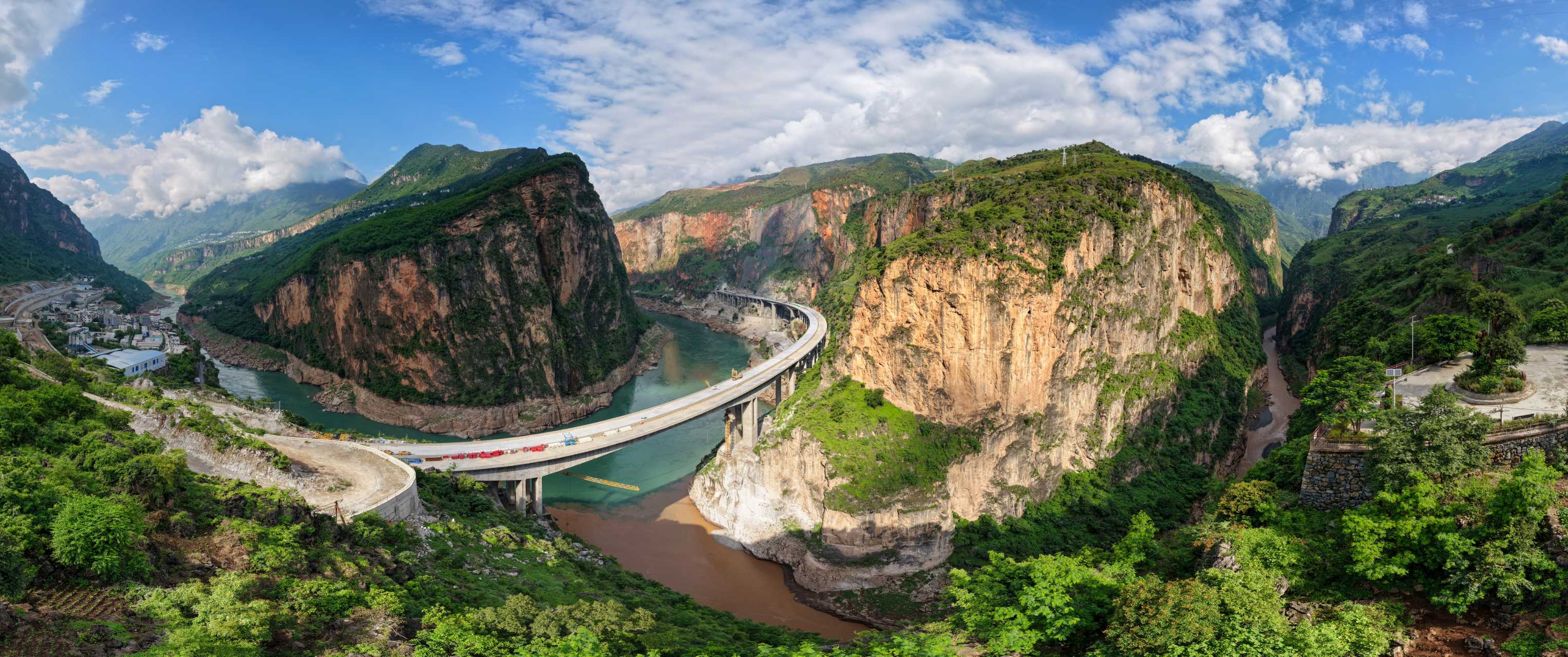 https://www.sczjw.net.cn:443/cms-web/ueditor/download?id=1105291710840750080