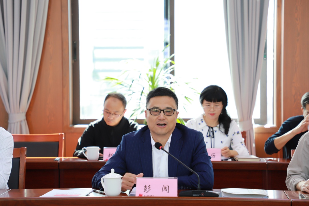https://www.sczjw.net.cn:443/cms-web/ueditor/download?id=994880031775047680