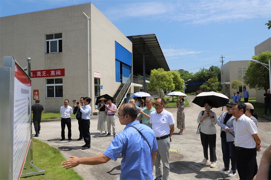 https://www.sczjw.net.cn:443/cms-web/ueditor/download?id=818712347356217344