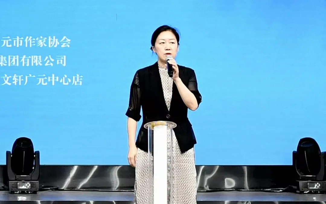 https://www.sczjw.net.cn:443/cms-web/ueditor/download?id=822271411468156928