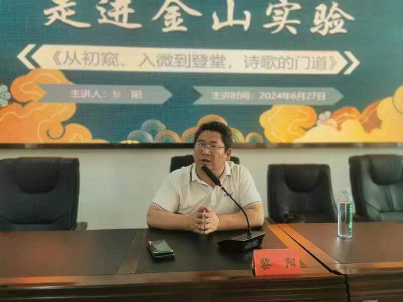 https://www.sczjw.net.cn:443/cms-web/ueditor/download?id=823784943967846400