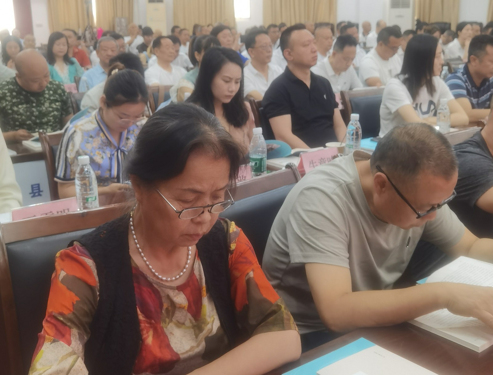 https://www.sczjw.net.cn:443/cms-web/ueditor/download?id=824867435936268288