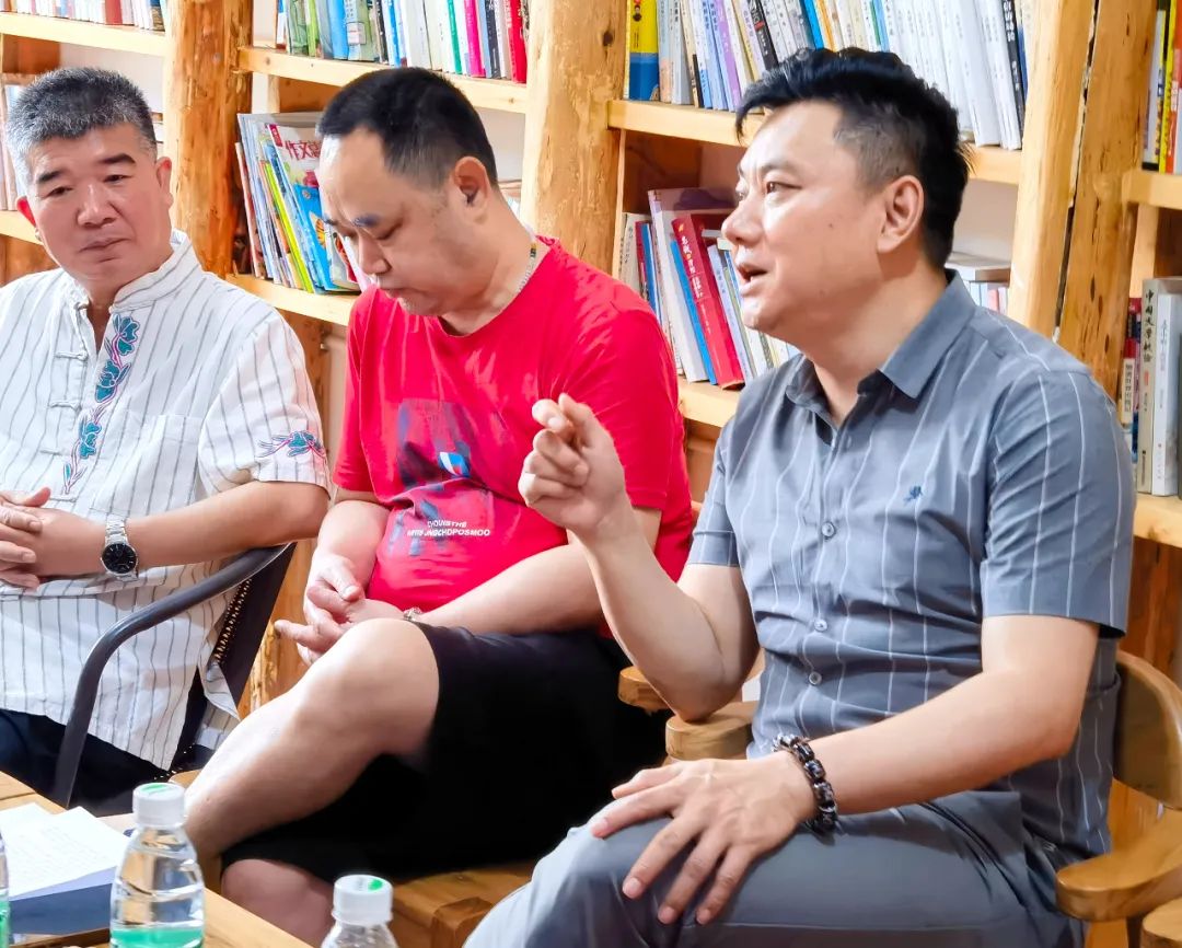 https://www.sczjw.net.cn:443/cms-web/ueditor/download?id=827393866931159040