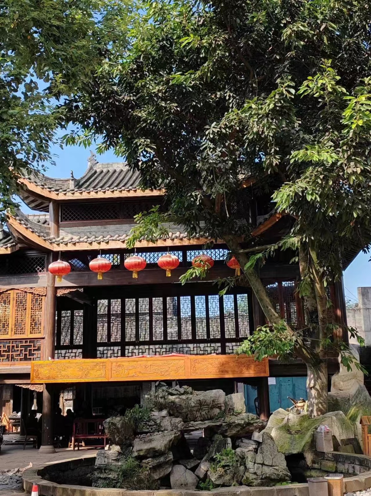 https://www.sczjw.net.cn:443/cms-web/ueditor/download?id=831021362331303936