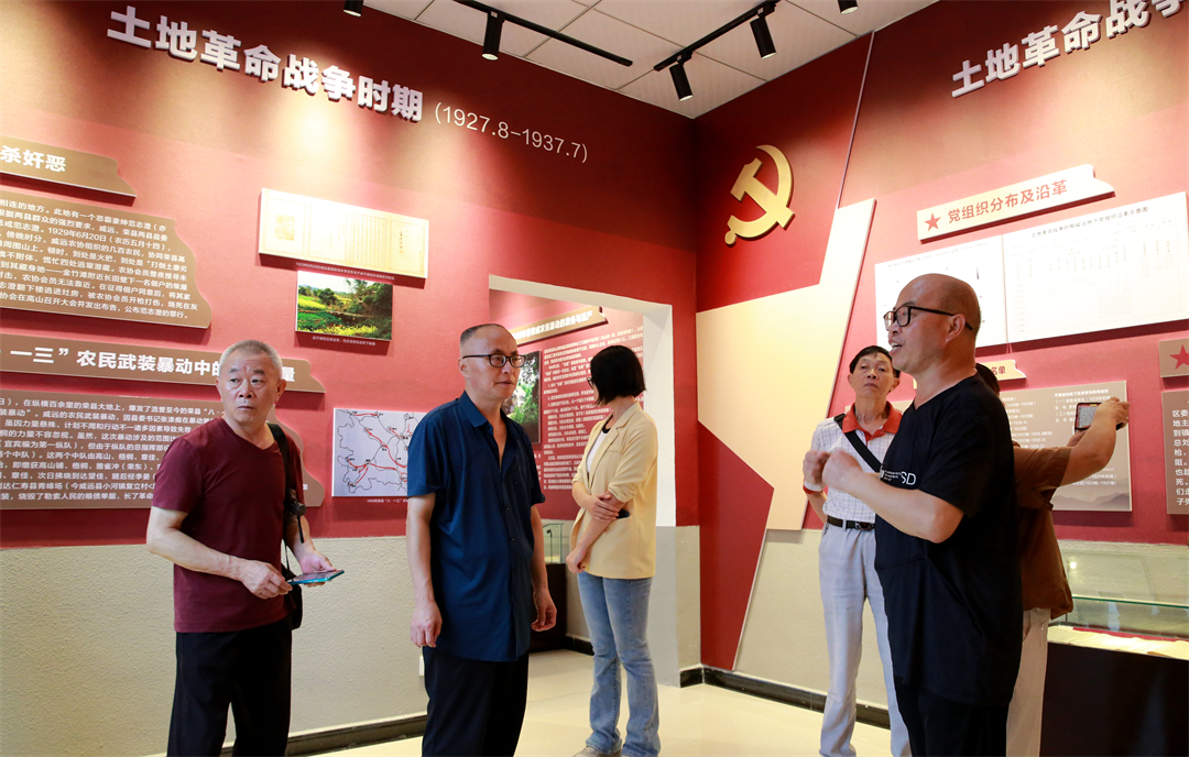 https://www.sczjw.net.cn:443/cms-web/ueditor/download?id=833865263178891264
