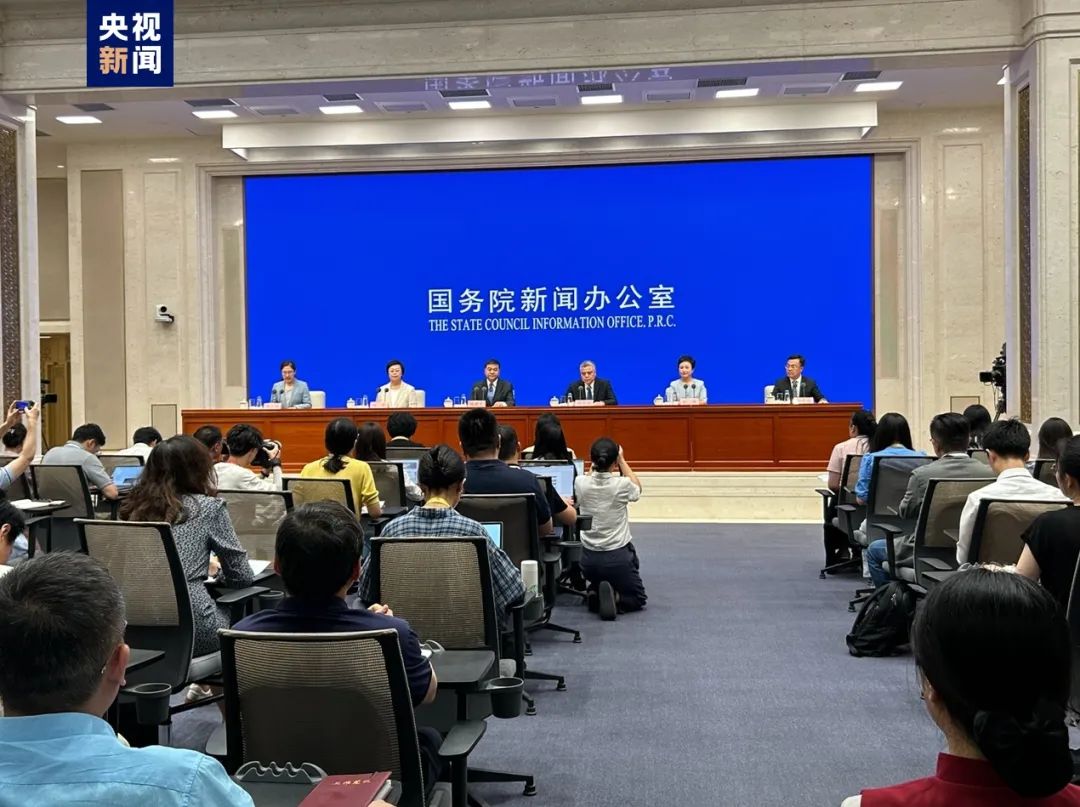 https://www.sczjw.net.cn:443/cms-web/ueditor/download?id=835104314108198912