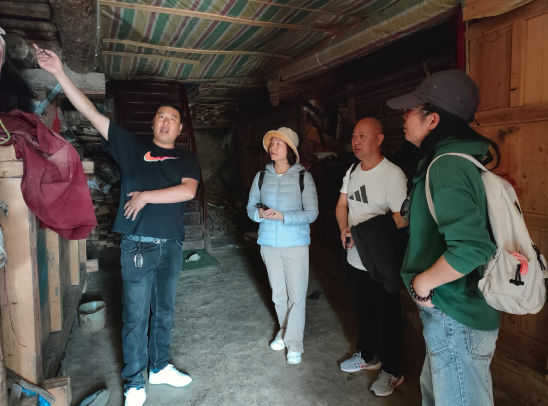 https://www.sczjw.net.cn:443/cms-web/ueditor/download?id=840818393229606912
