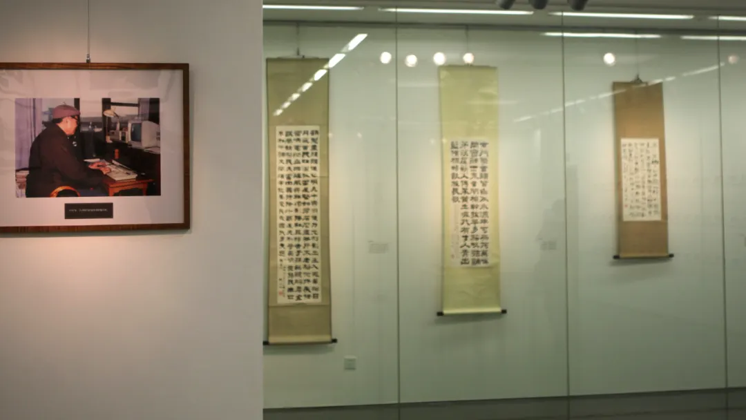https://www.sczjw.net.cn:443/cms-web/ueditor/download?id=845438934812377088