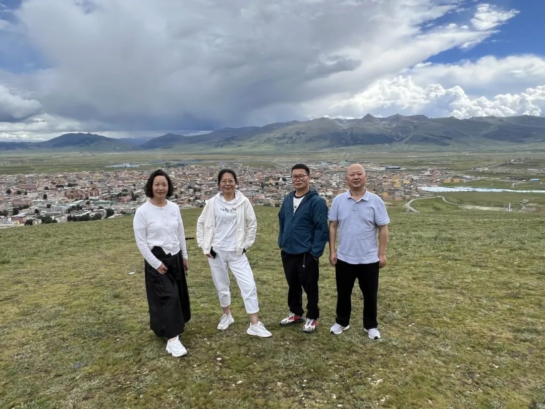https://www.sczjw.net.cn:443/cms-web/ueditor/download?id=846275542880927744