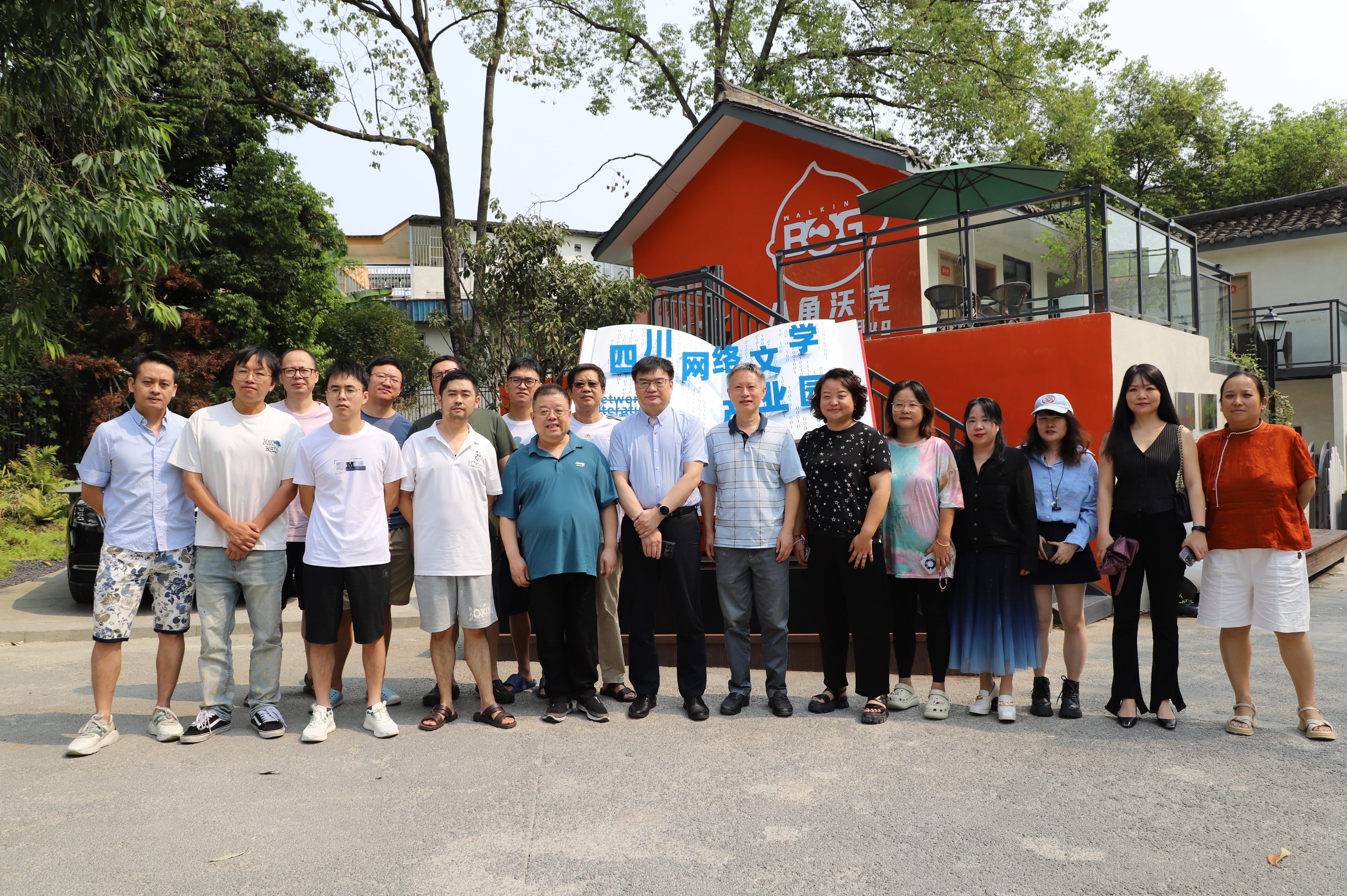https://www.sczjw.net.cn:443/cms-web/ueditor/download?id=846305995977441280