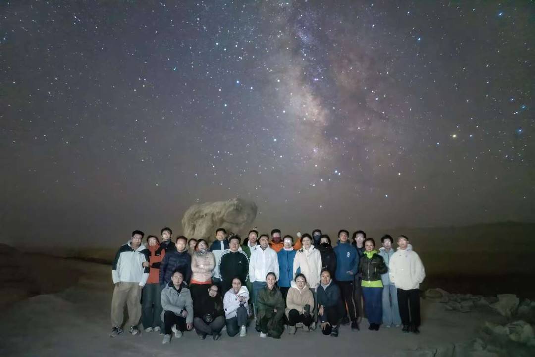 https://www.sczjw.net.cn:443/cms-web/ueditor/download?id=846537781005303808