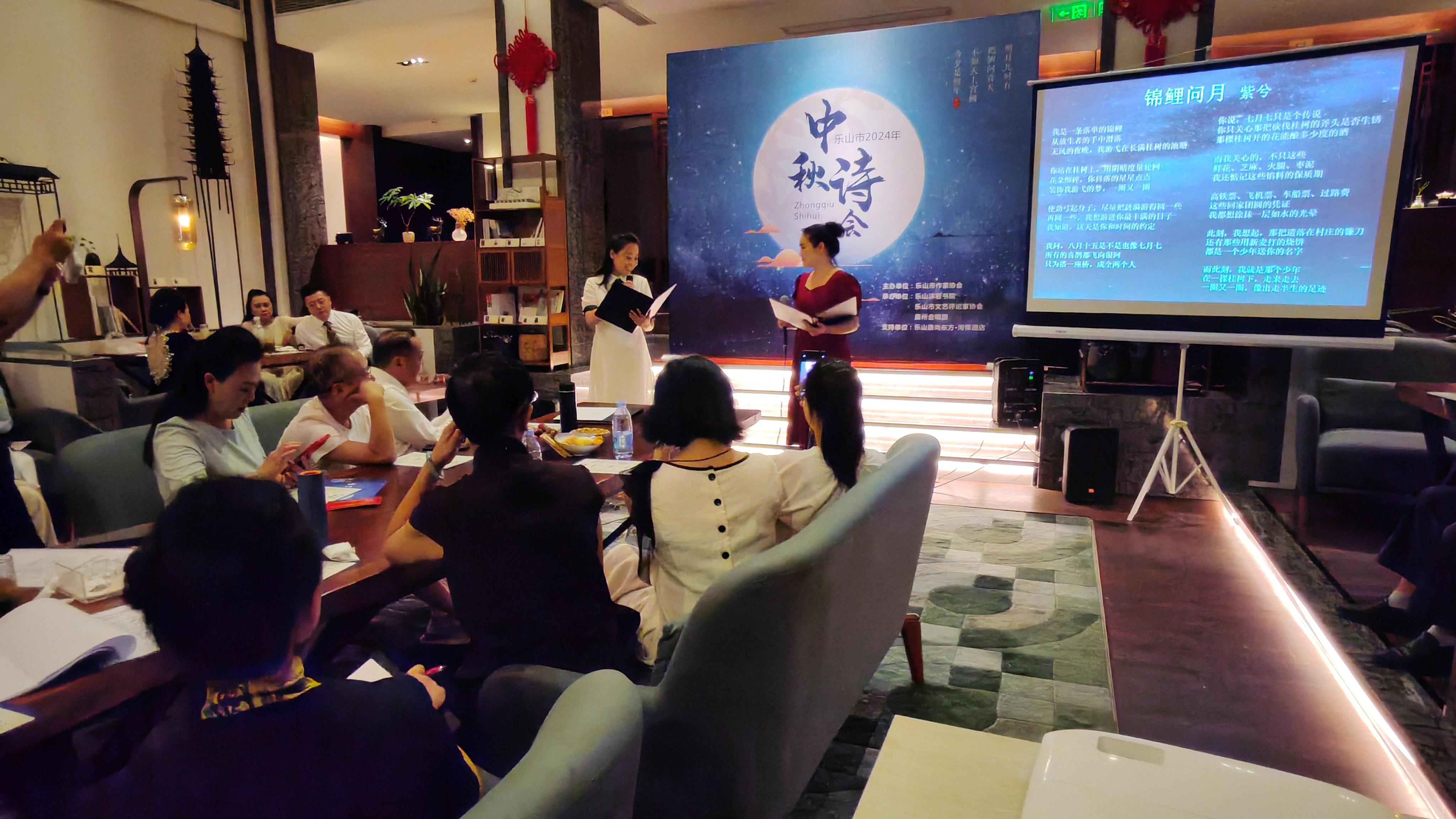 https://www.sczjw.net.cn:443/cms-web/ueditor/download?id=853417585008754688