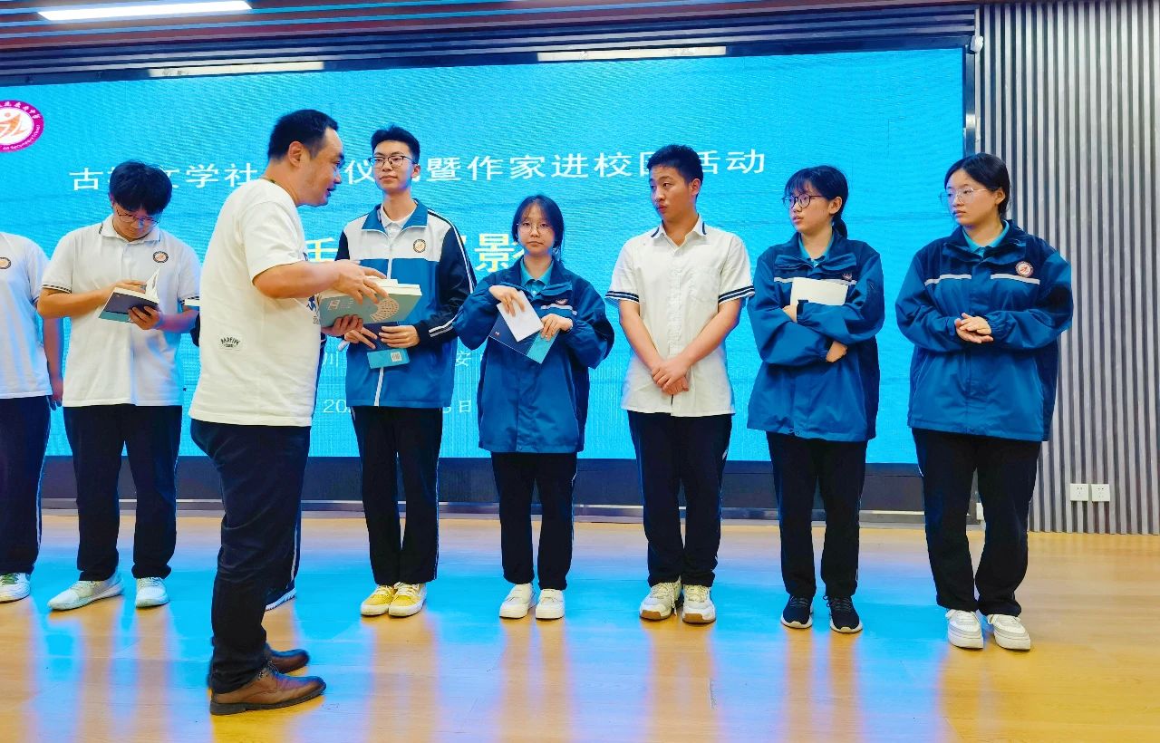 https://www.sczjw.net.cn:443/cms-web/ueditor/download?id=863933490432098304