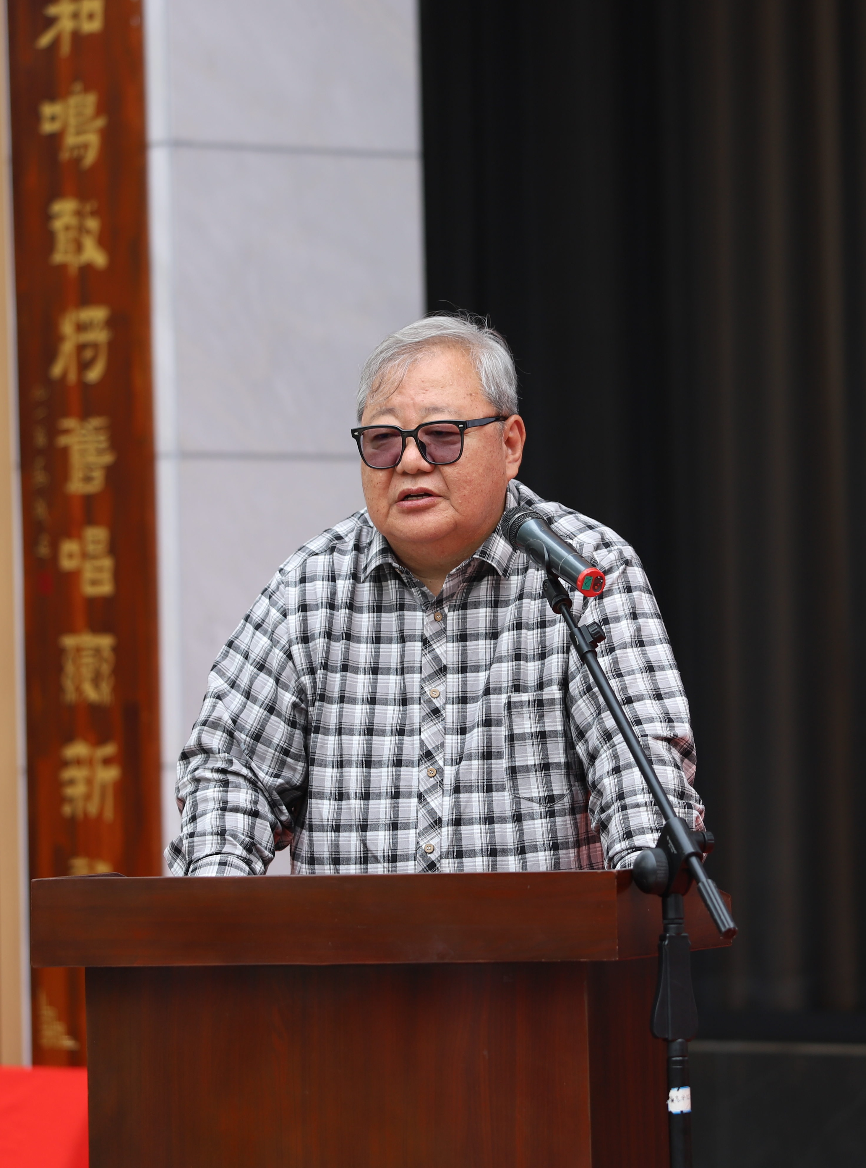 https://www.sczjw.net.cn:443/cms-web/ueditor/download?id=864417670165217280
