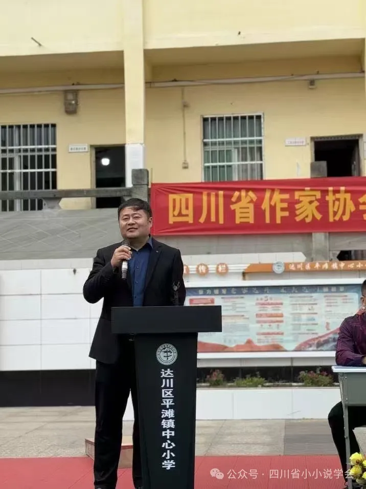 https://www.sczjw.net.cn:443/cms-web/ueditor/download?id=867919676940140544