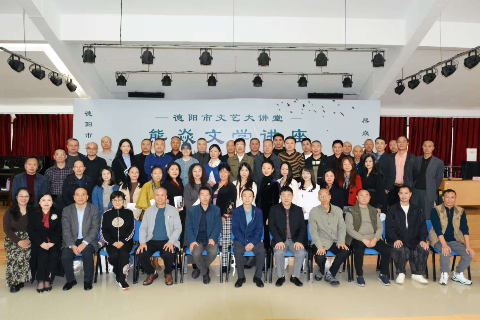 https://www.sczjw.net.cn:443/cms-web/ueditor/download?id=867923635851411456