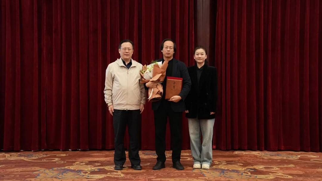 https://www.sczjw.net.cn:443/cms-web/ueditor/download?id=868270583880007680