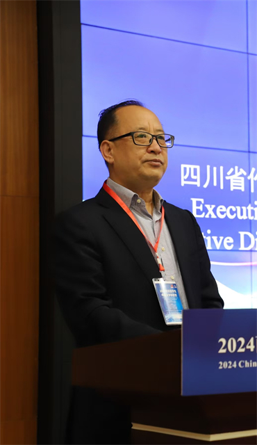 https://www.sczjw.net.cn:443/cms-web/ueditor/download?id=873140653538066432