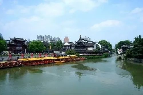 https://www.sczjw.net.cn:443/cms-web/ueditor/download?id=876384980267614208