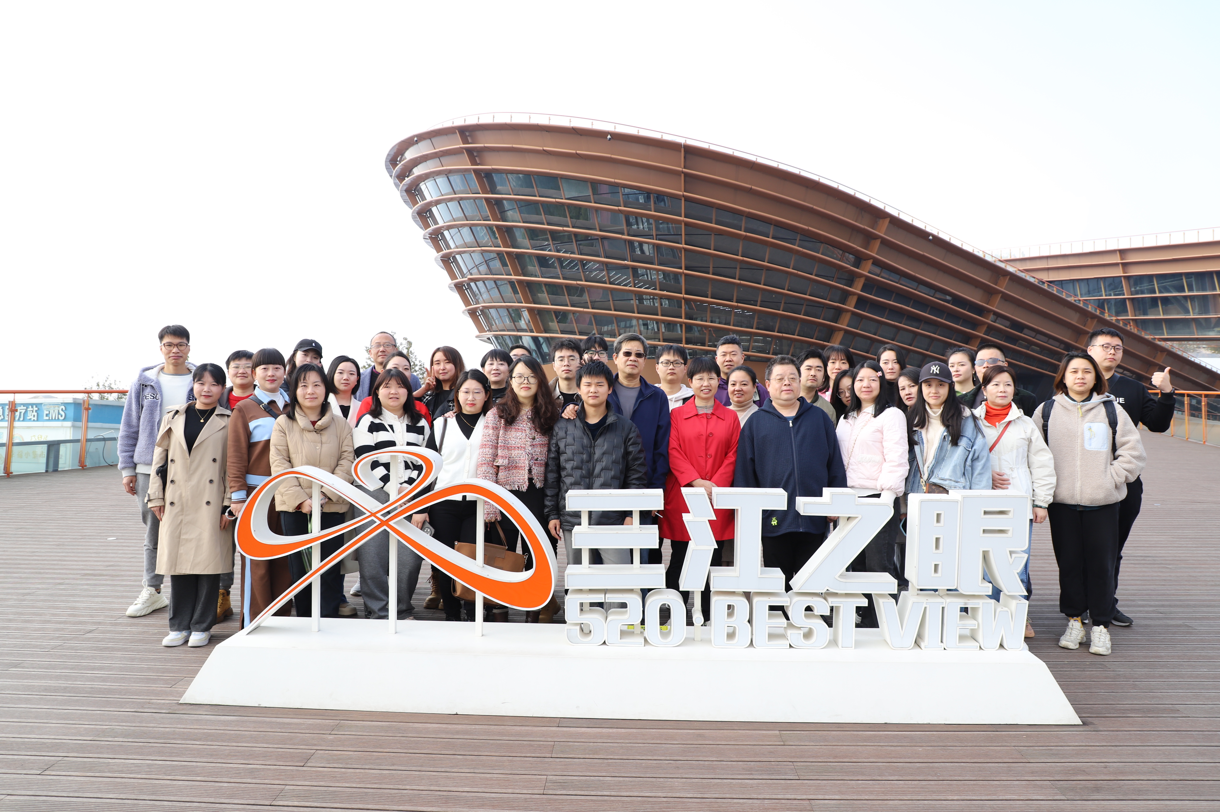 https://www.sczjw.net.cn:443/cms-web/ueditor/download?id=878193617915002880
