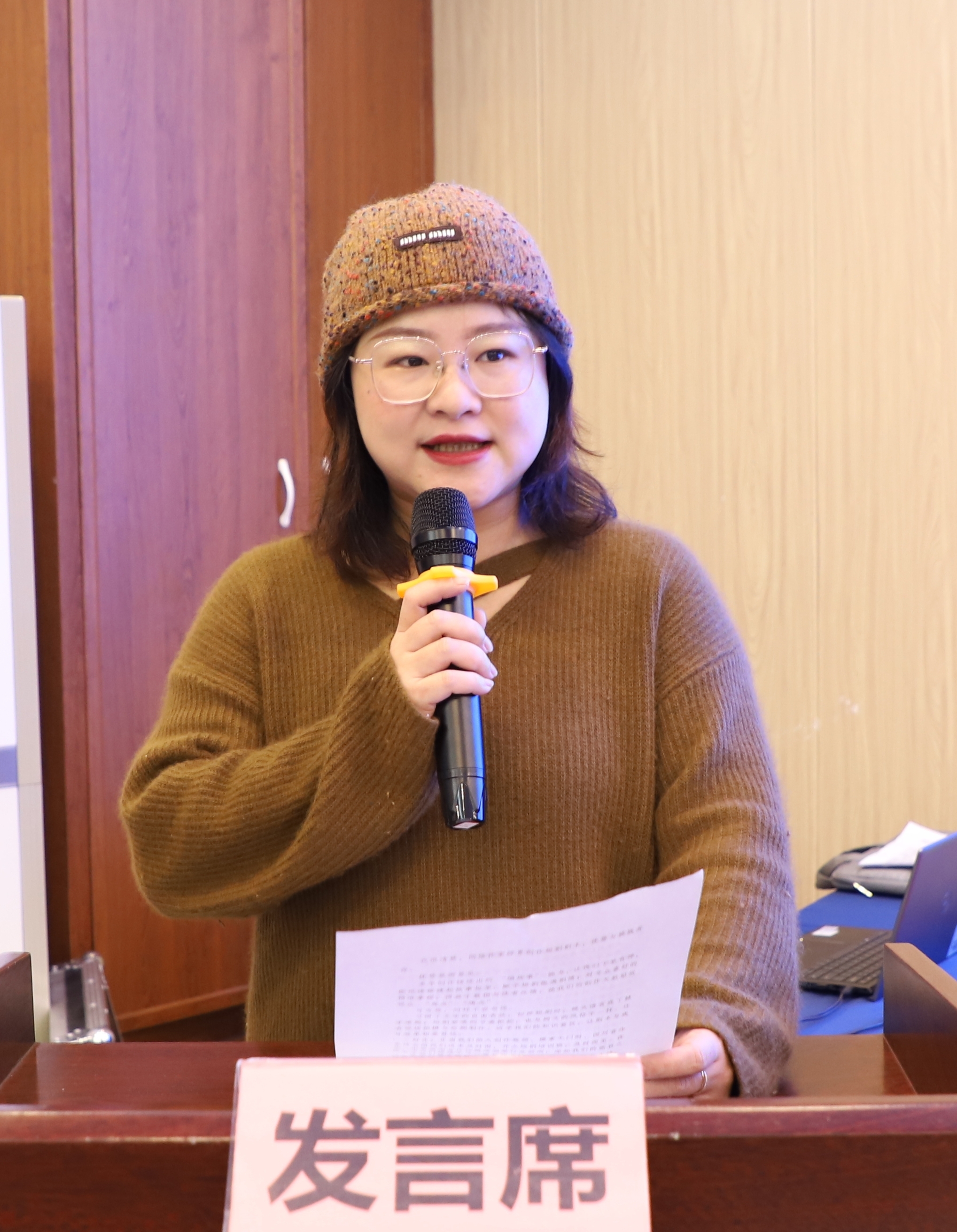 https://www.sczjw.net.cn:443/cms-web/ueditor/download?id=882438629850791936