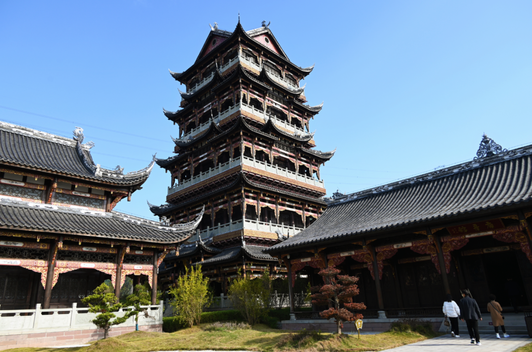 https://www.sczjw.net.cn:443/cms-web/ueditor/download?id=884294455456612352