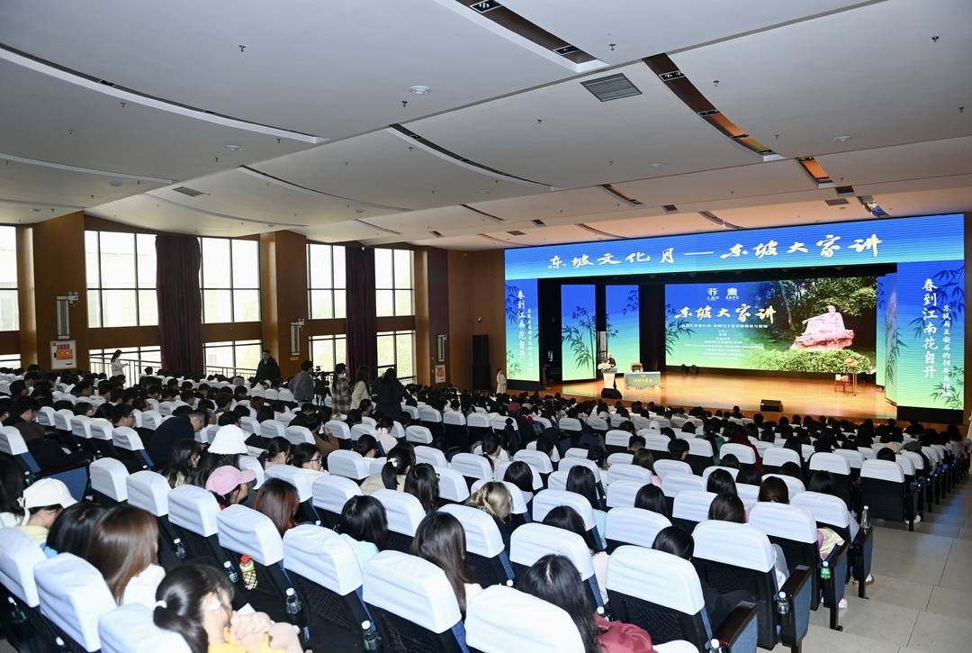 https://www.sczjw.net.cn:443/cms-web/ueditor/download?id=884603574159851520