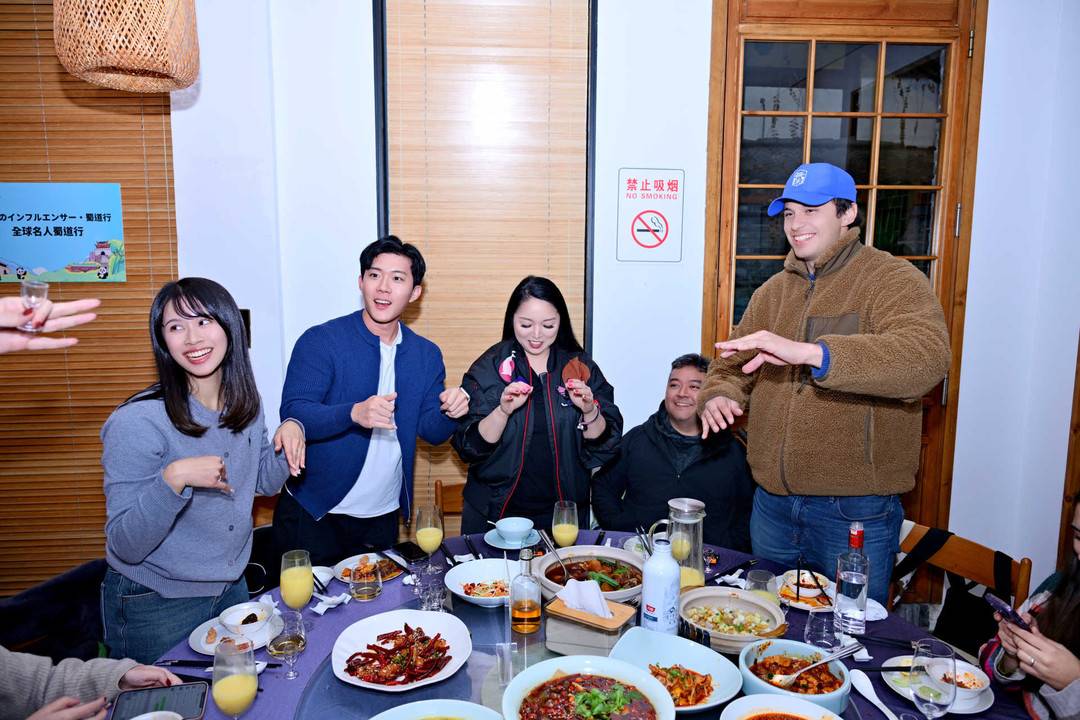 https://www.sczjw.net.cn:443/cms-web/ueditor/download?id=886101469237264384