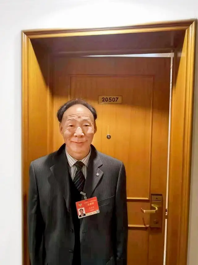 https://www.sczjw.net.cn:443/cms-web/ueditor/download?id=887122721980727296