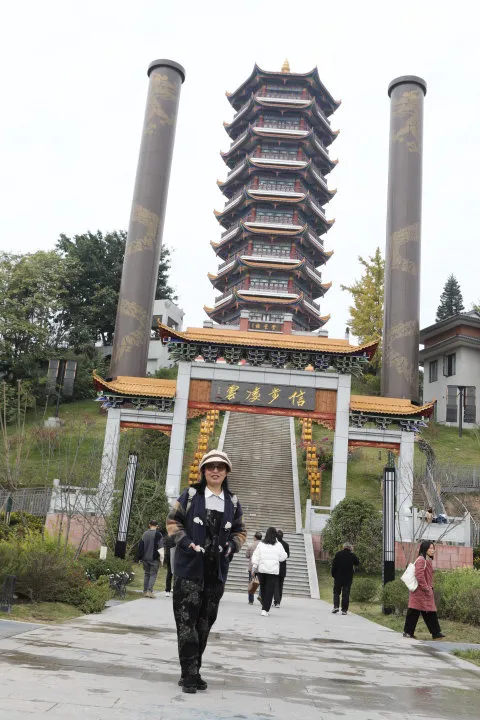 https://www.sczjw.net.cn:443/cms-web/ueditor/download?id=888946419824902144