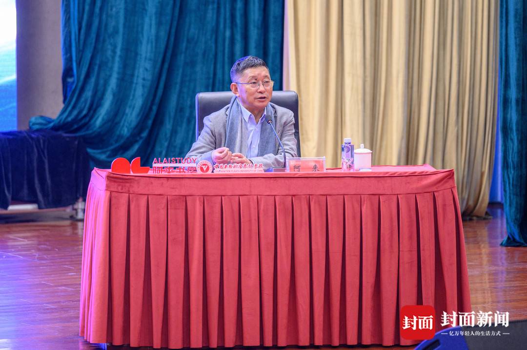 https://www.sczjw.net.cn:443/cms-web/ueditor/download?id=891122747445657600