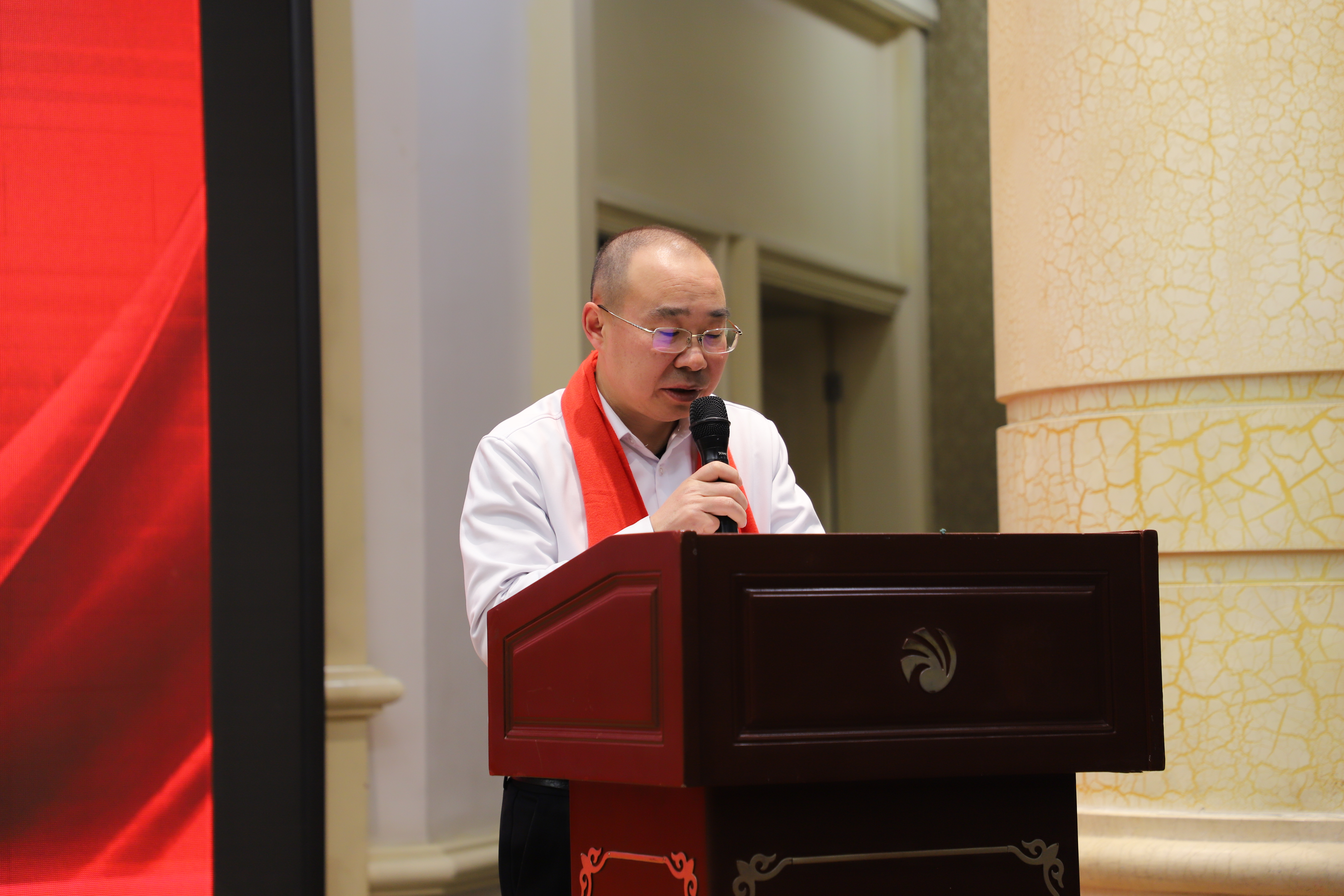 https://www.sczjw.net.cn:443/cms-web/ueditor/download?id=897081851666284544
