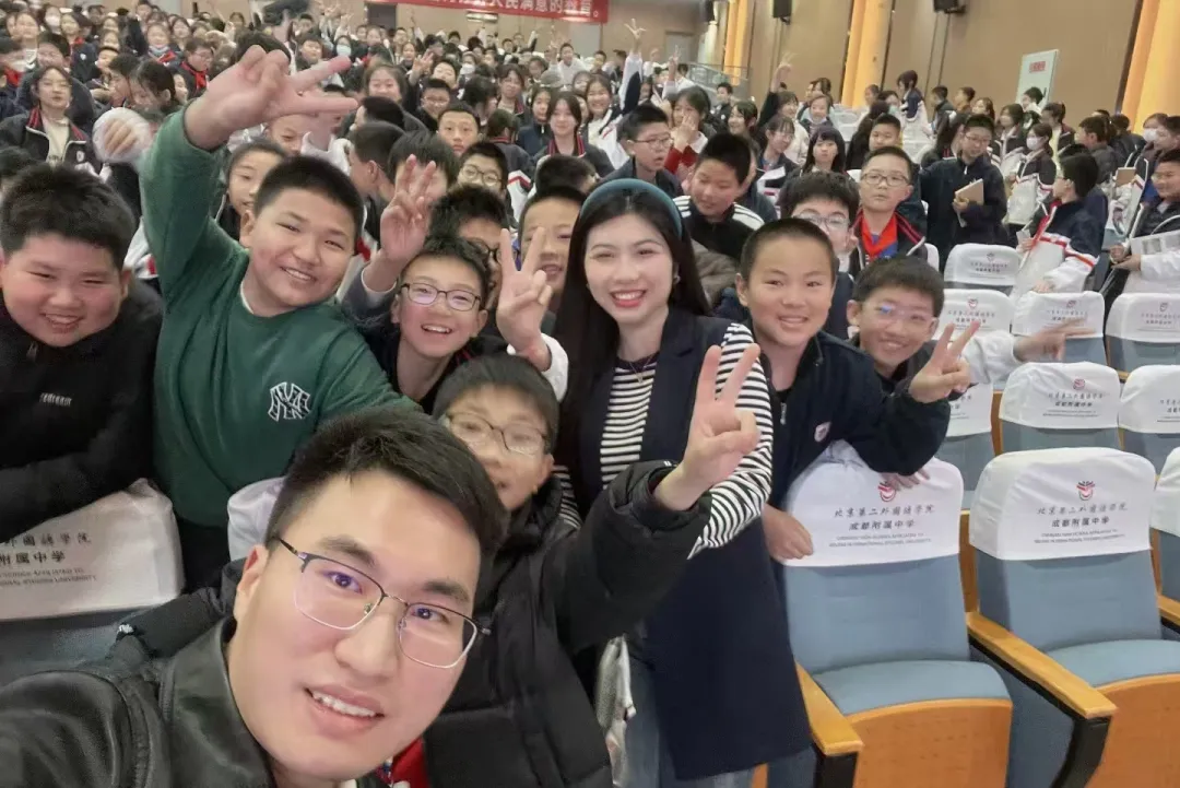 https://www.sczjw.net.cn:443/cms-web/ueditor/download?id=897268993776467968
