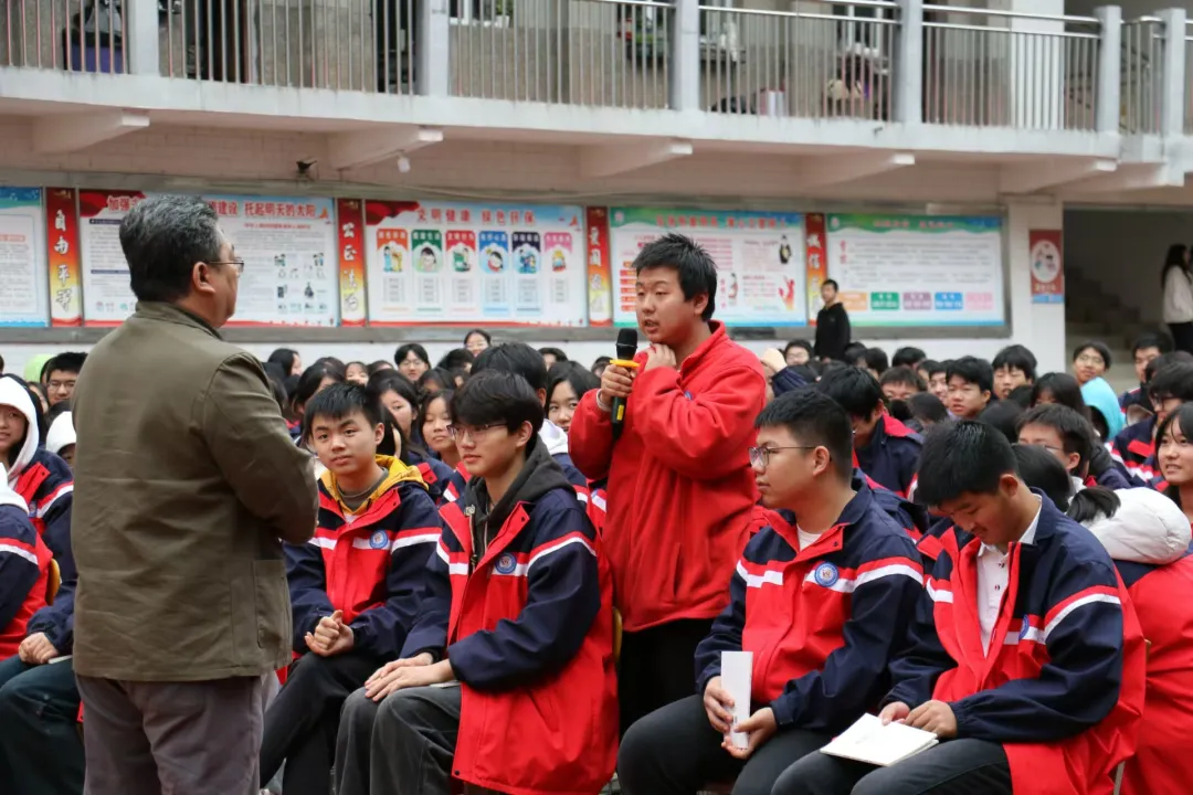 https://www.sczjw.net.cn:443/cms-web/ueditor/download?id=897270866419957760